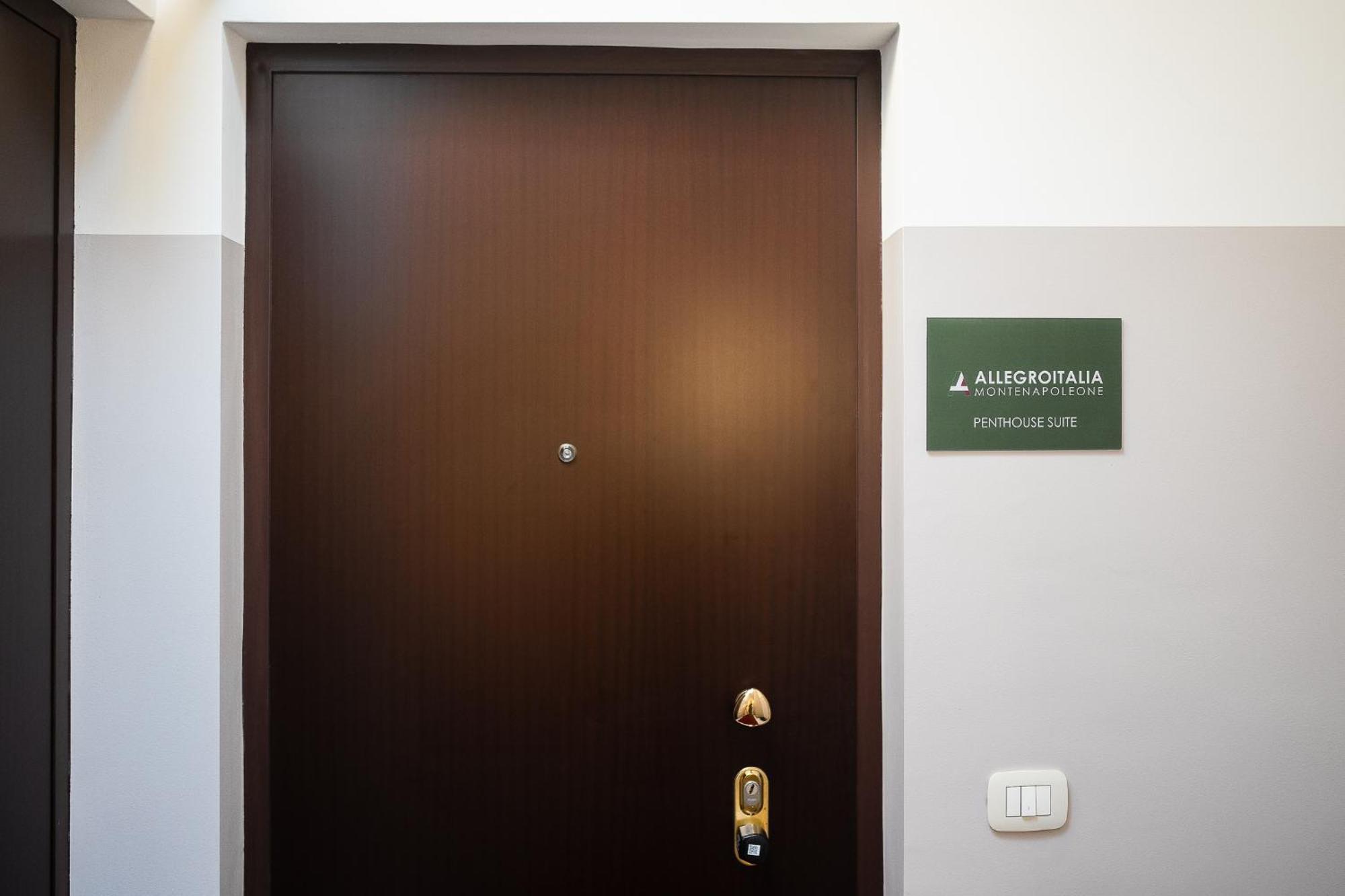 Allegroitalia Penthouse Montenapoleone Milan Extérieur photo